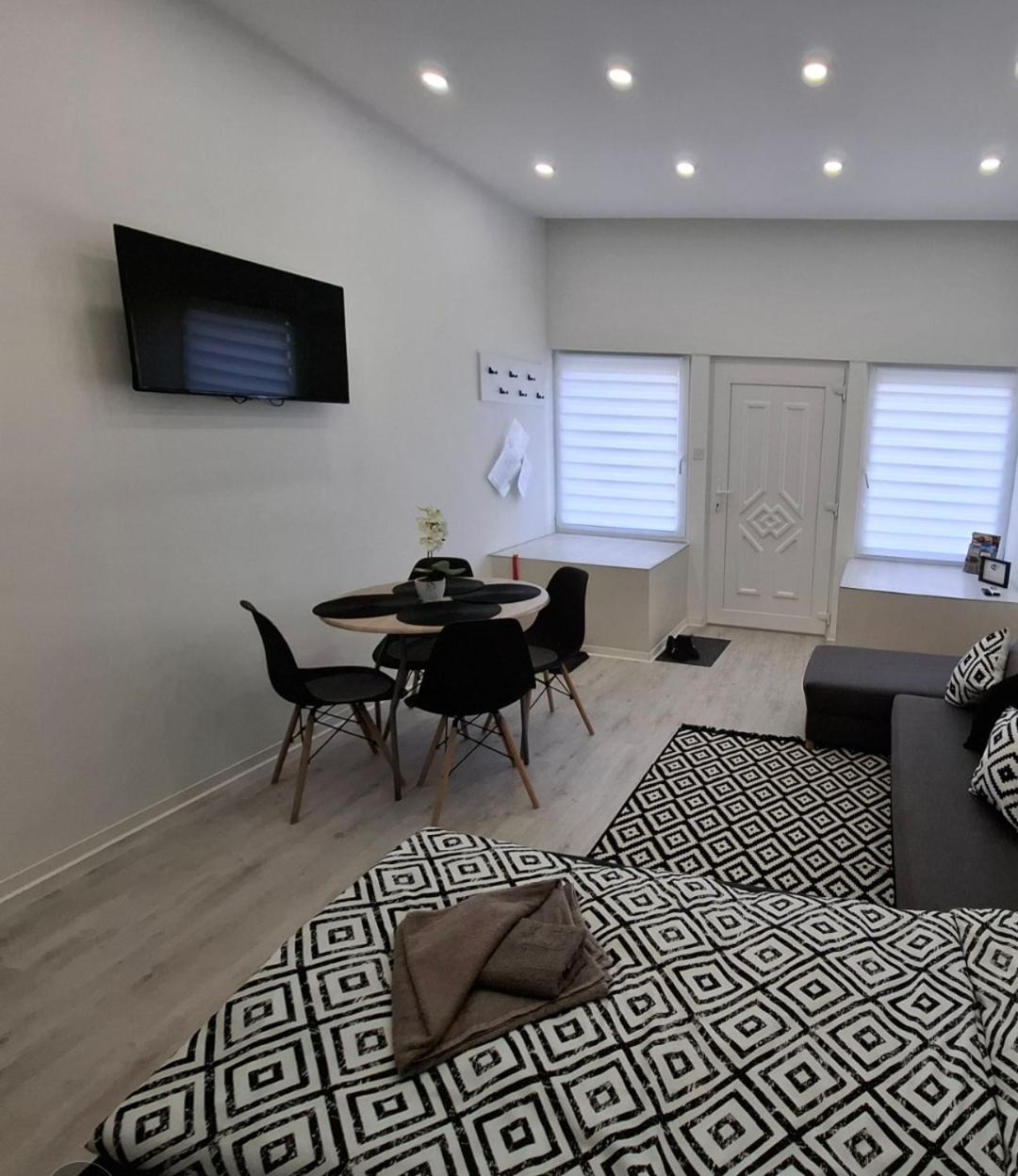 Belvárosi Apartman Vásárosnamény Vasarosnameny Exterior foto